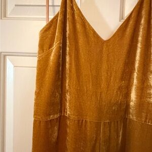 Elegant Velvet Jumpsuit in Gold